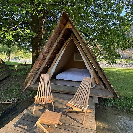 Kamp Na Otoku - Ljubno Ob Savinji Hotel Eksteriør billede
