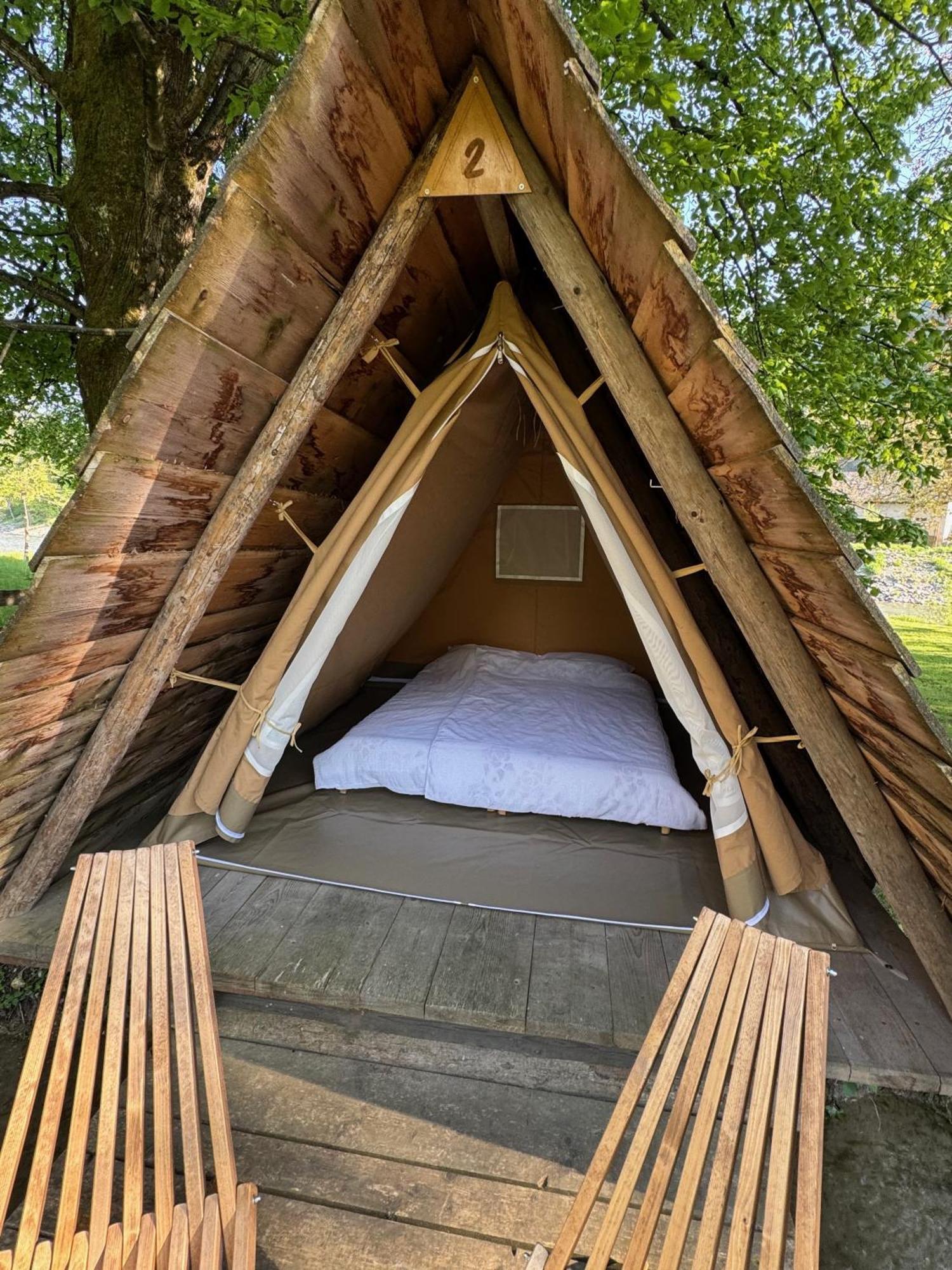 Kamp Na Otoku - Ljubno Ob Savinji Hotel Eksteriør billede